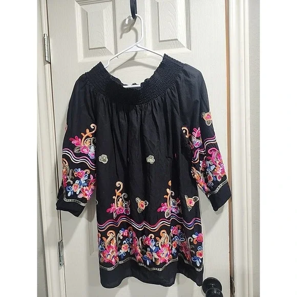 Studio West Apparel XL Boho Peasant Top Black Multicolor Embroidered Tunic - Picture 2 of 10
